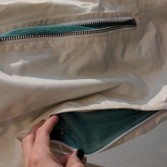 B by Burton snowboard pants - Picture 8 of 11